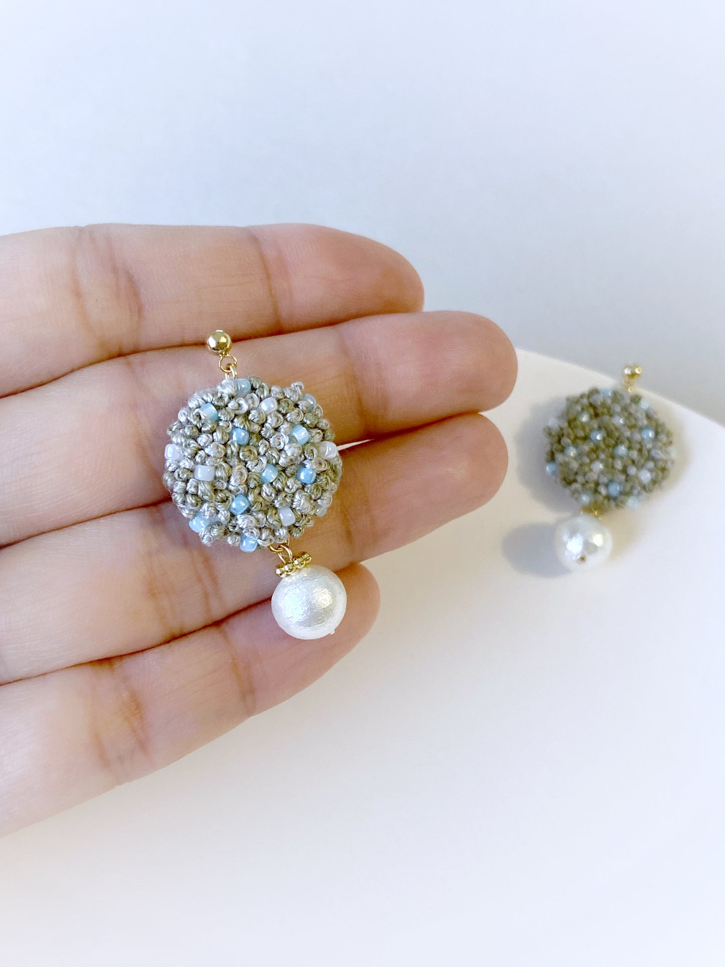 IE005_Thread & Bead Embroidered Earrings