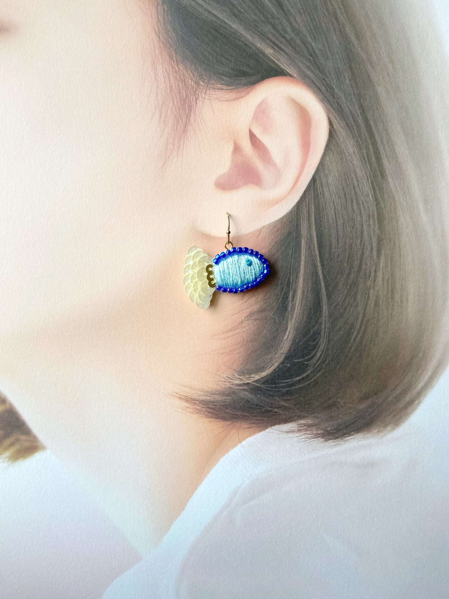 IE160_Thread & Bead Embroidered Earrings