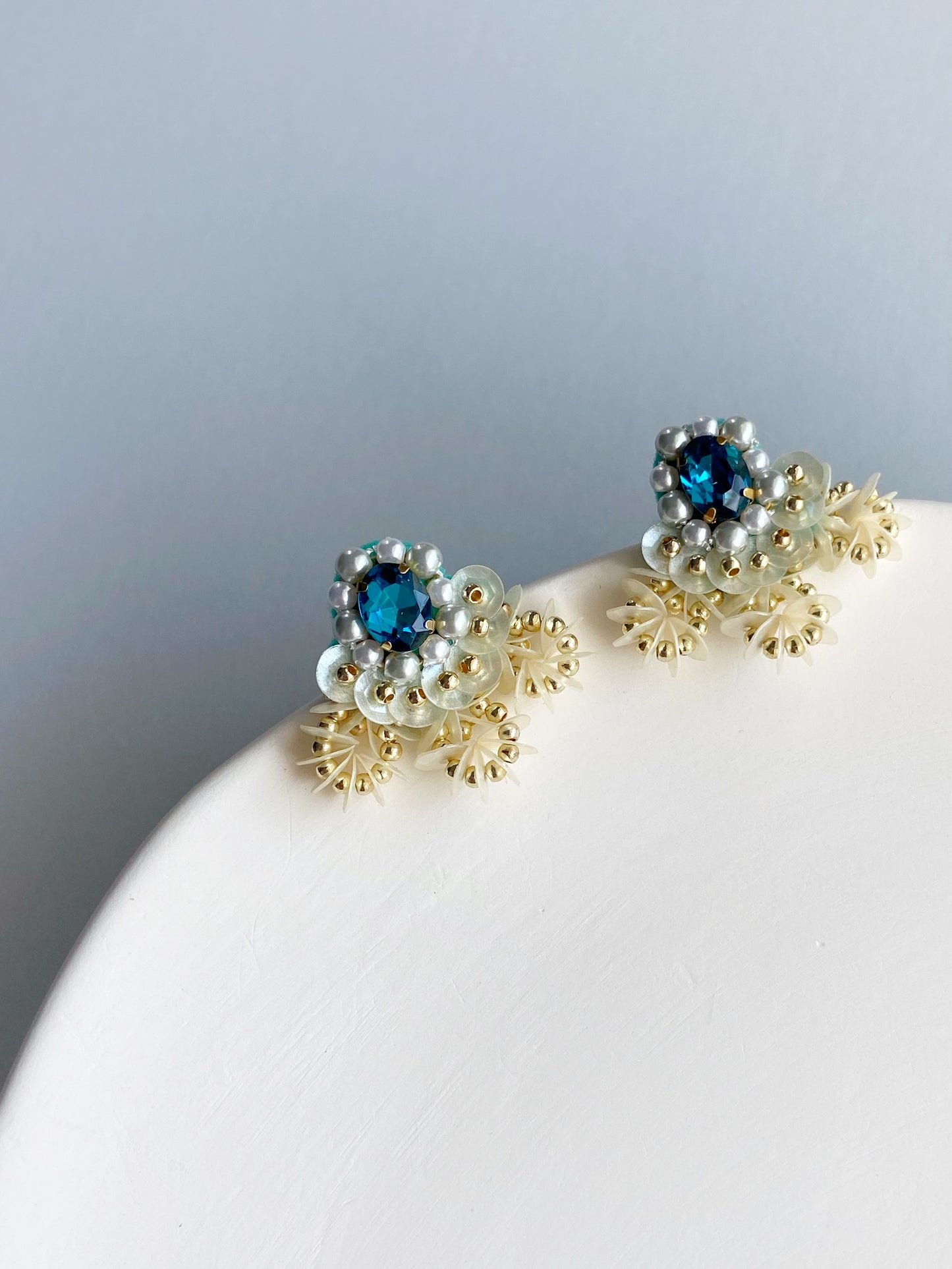 IE169_Bead Embroidered Earrings
