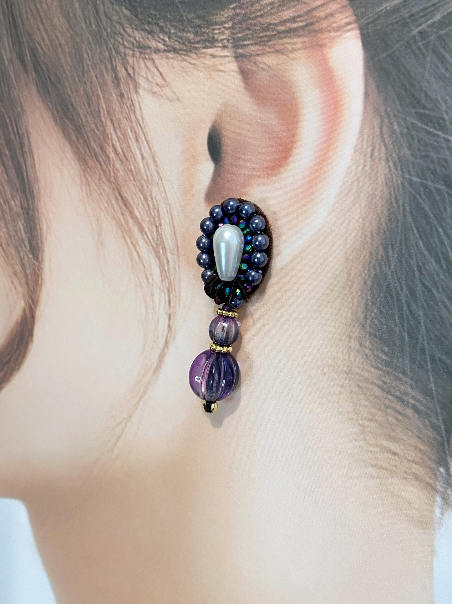 IE170_Bead Embroidered Earrings