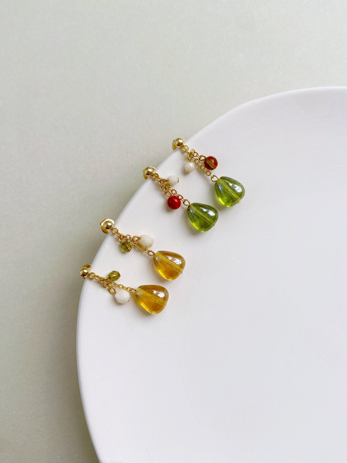 IE252_Bead Earrings