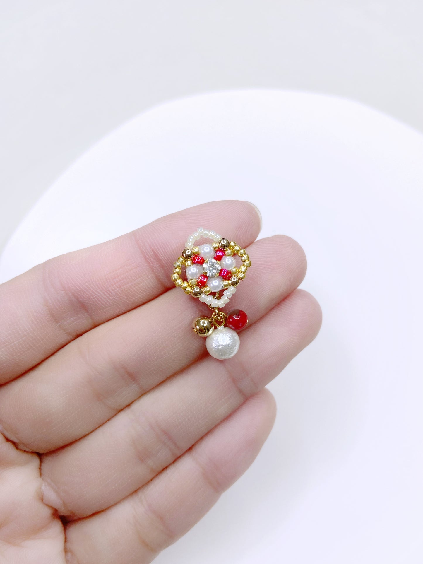 IE268_Bead Embroidered Earrings_2-ways