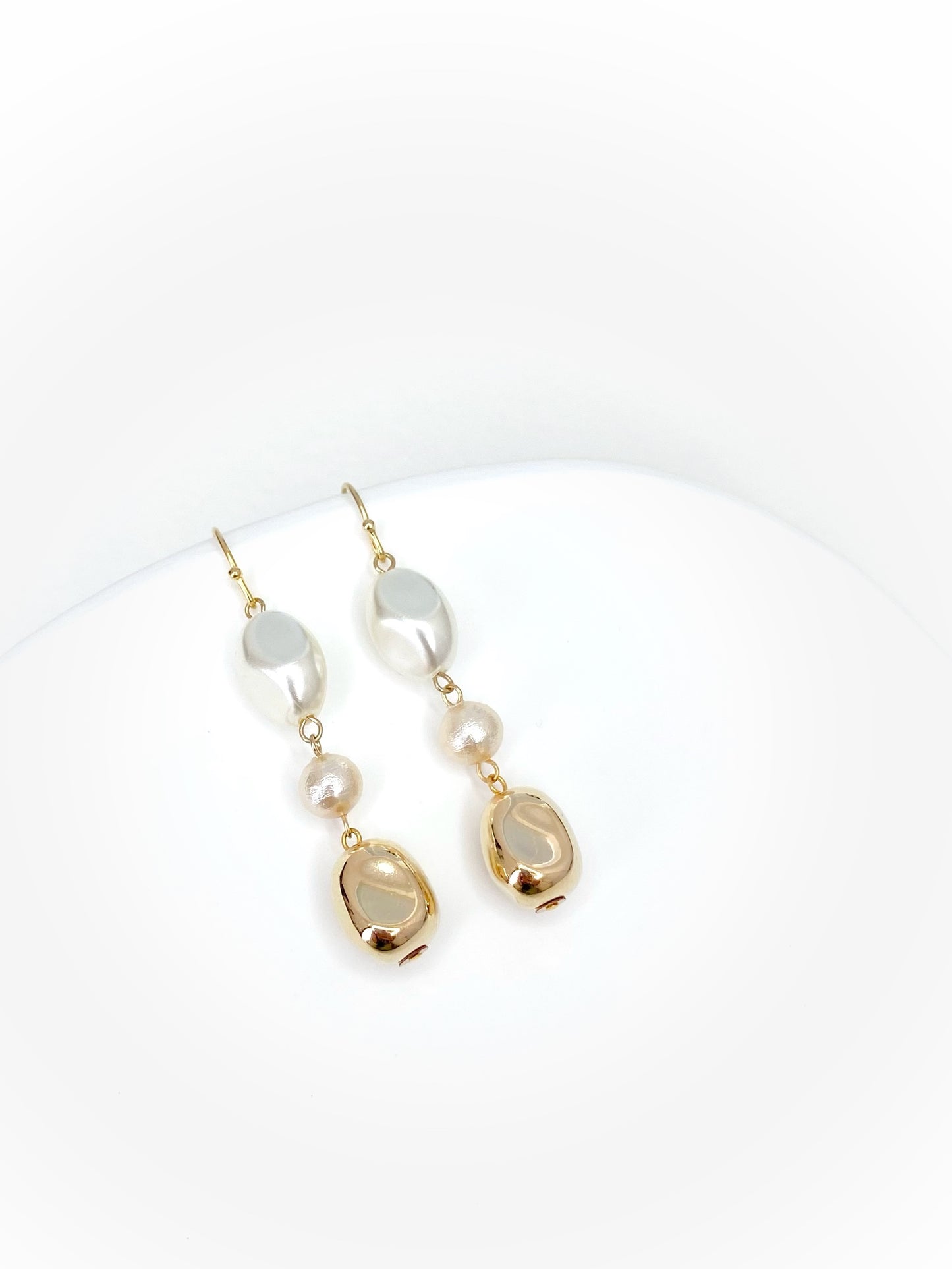 IE286_Bead Earrings