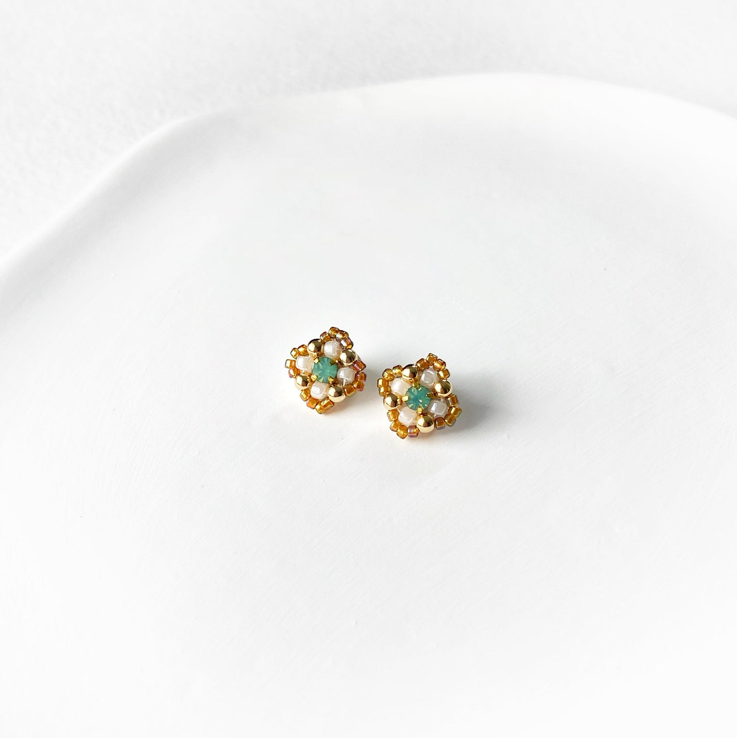 IE293_Bead Embroidered Earrings
