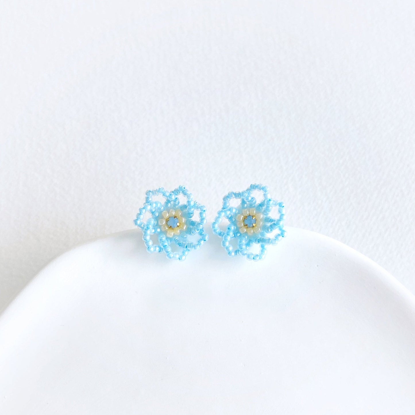 IE298_Bead Embroidered Earrings