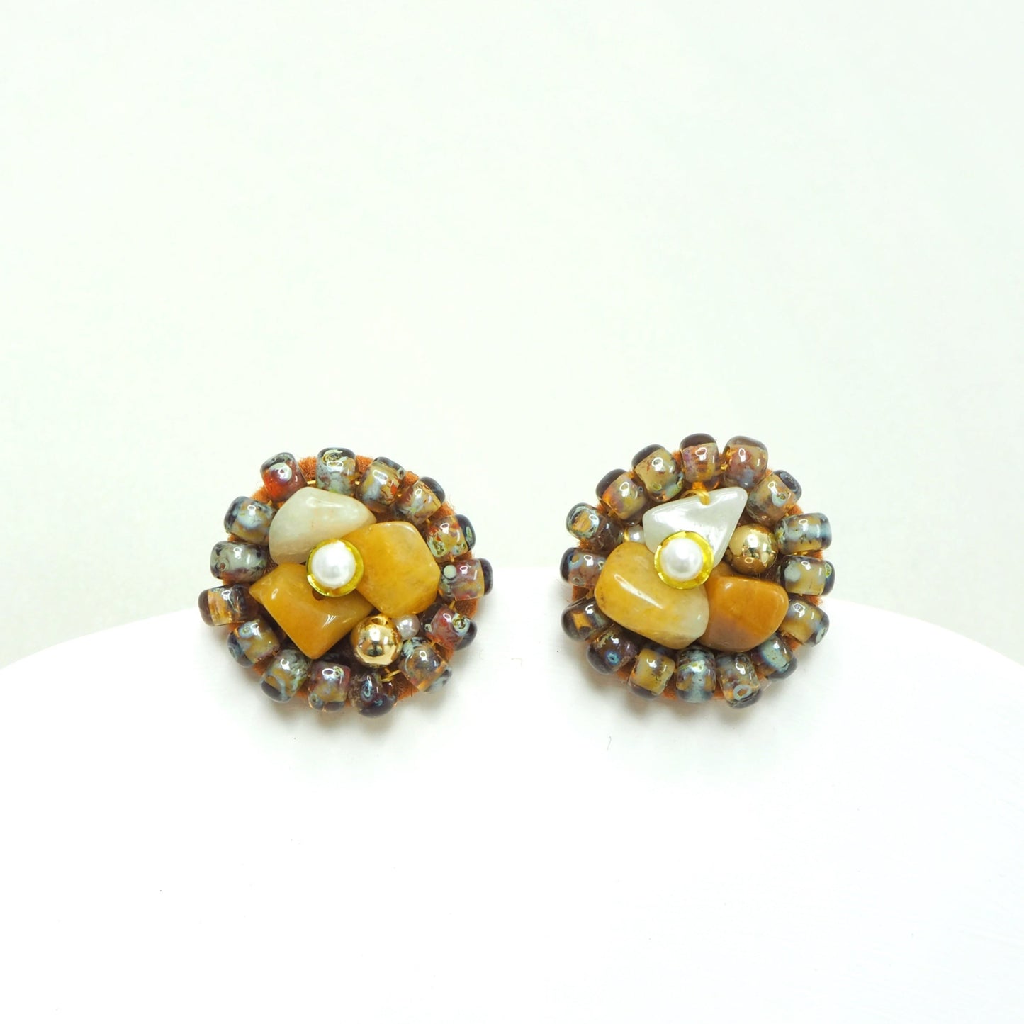 IE088_Bead Embroidered Earrings_Gemstones_Yellow Aventurine