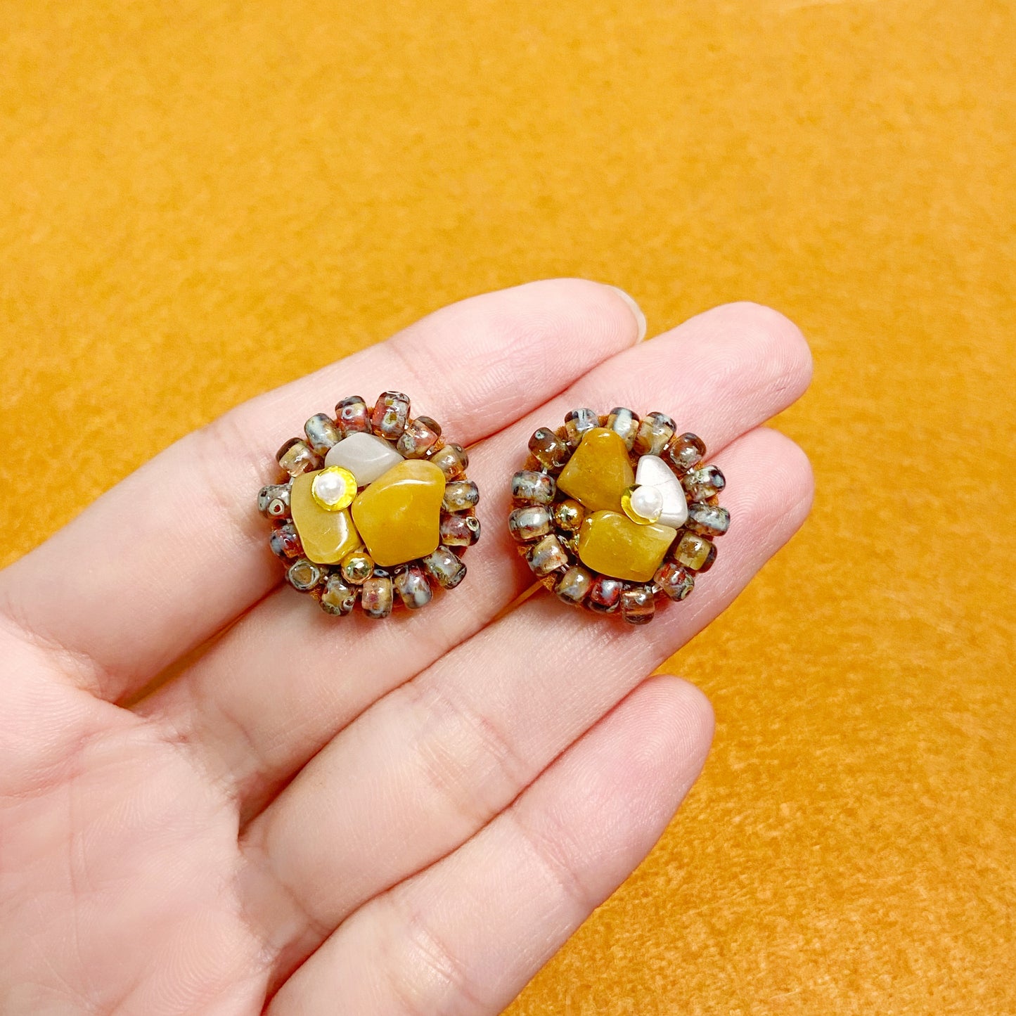 IE088_Bead Embroidered Earrings_Gemstones_Yellow Aventurine