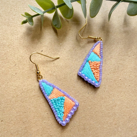 IE129_Thread & Bead Embroidered Earrings