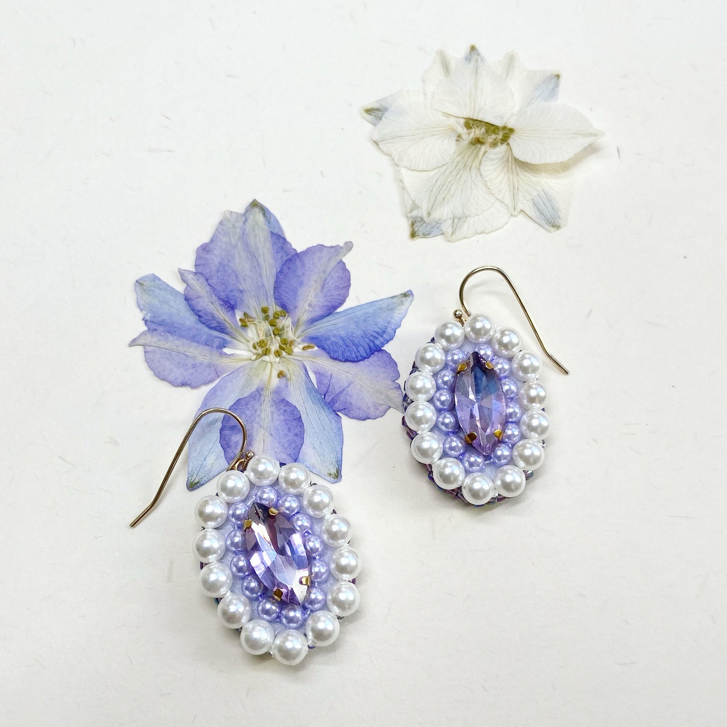 IE139_Bead Embroidered Earrings