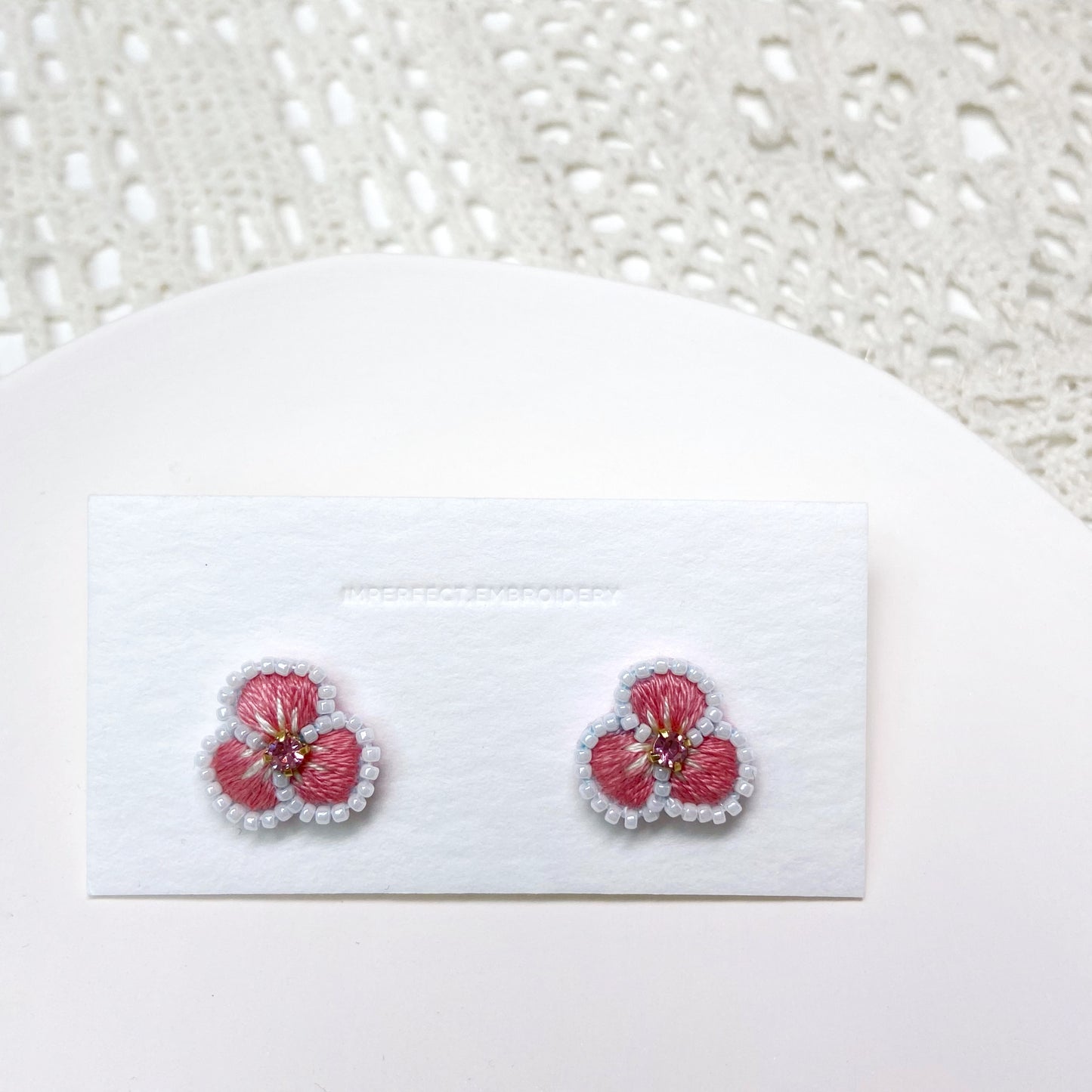 IE155_Thread & Bead Embroidered Earrings