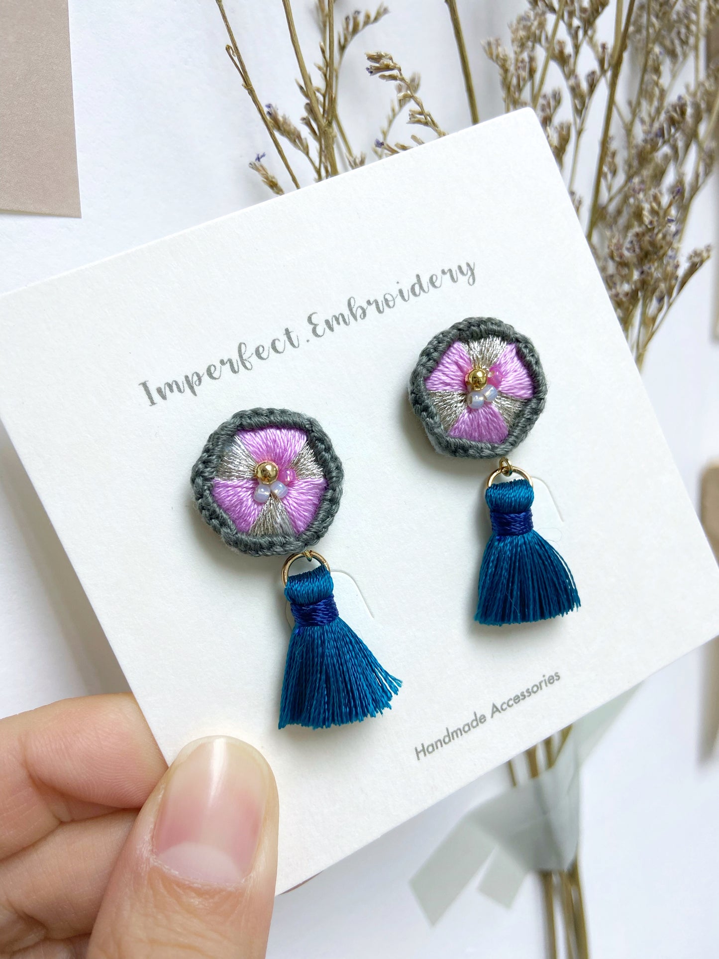 IE177_Thread & Bead Embroidered Earrings