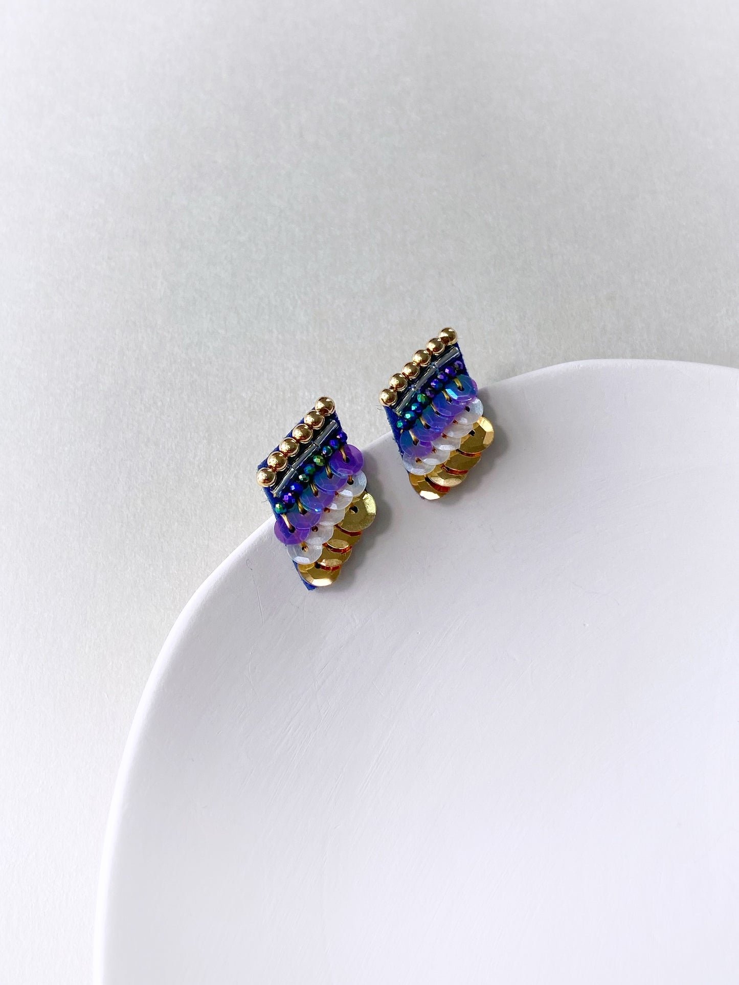 IE178_Bead Embroidered Earrings
