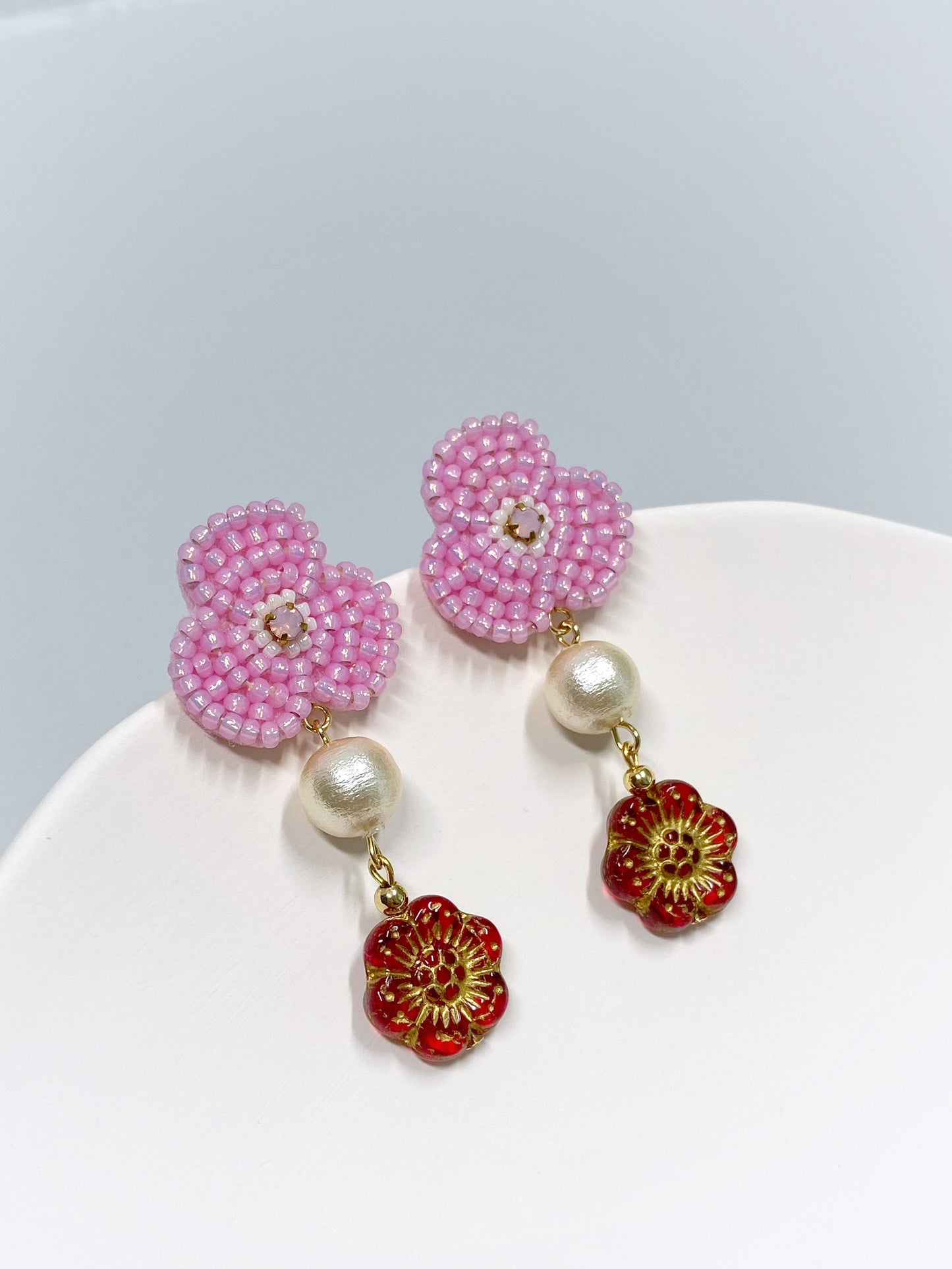 IE326_Bead Embroidered Earrings