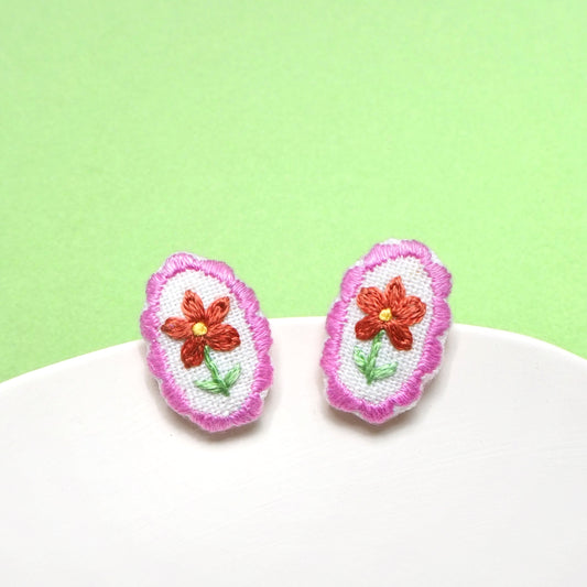 IE191_Thread Embroidered Earrings