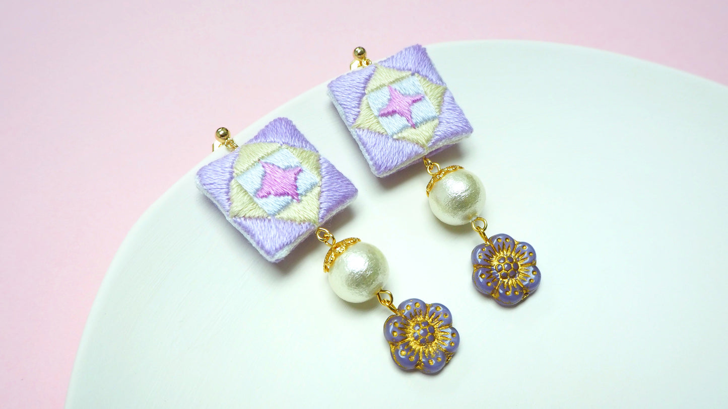 IE192_Thread Embroidered Earrings