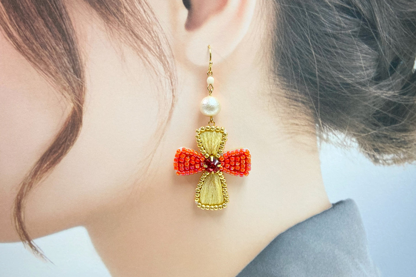 IE196_Thread & Bead Embroidered Earrings