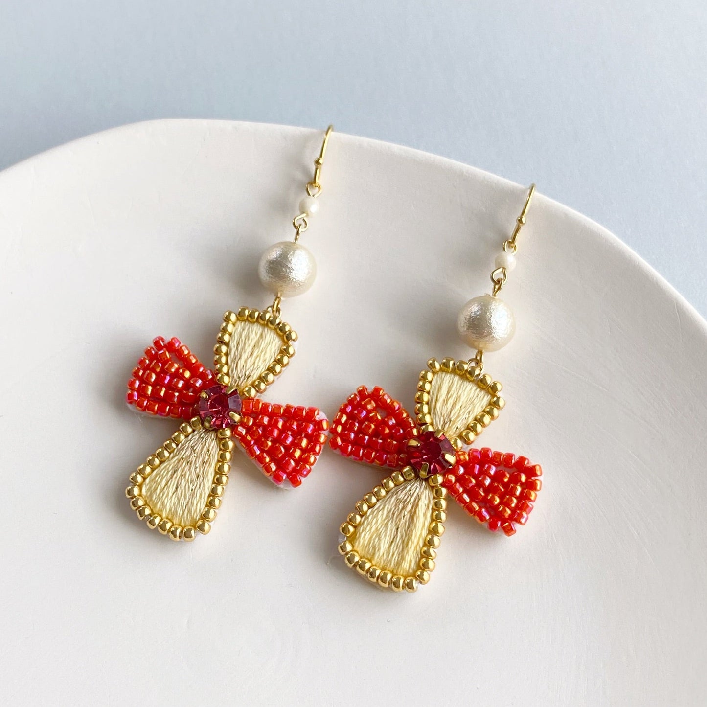 IE196_Thread & Bead Embroidered Earrings