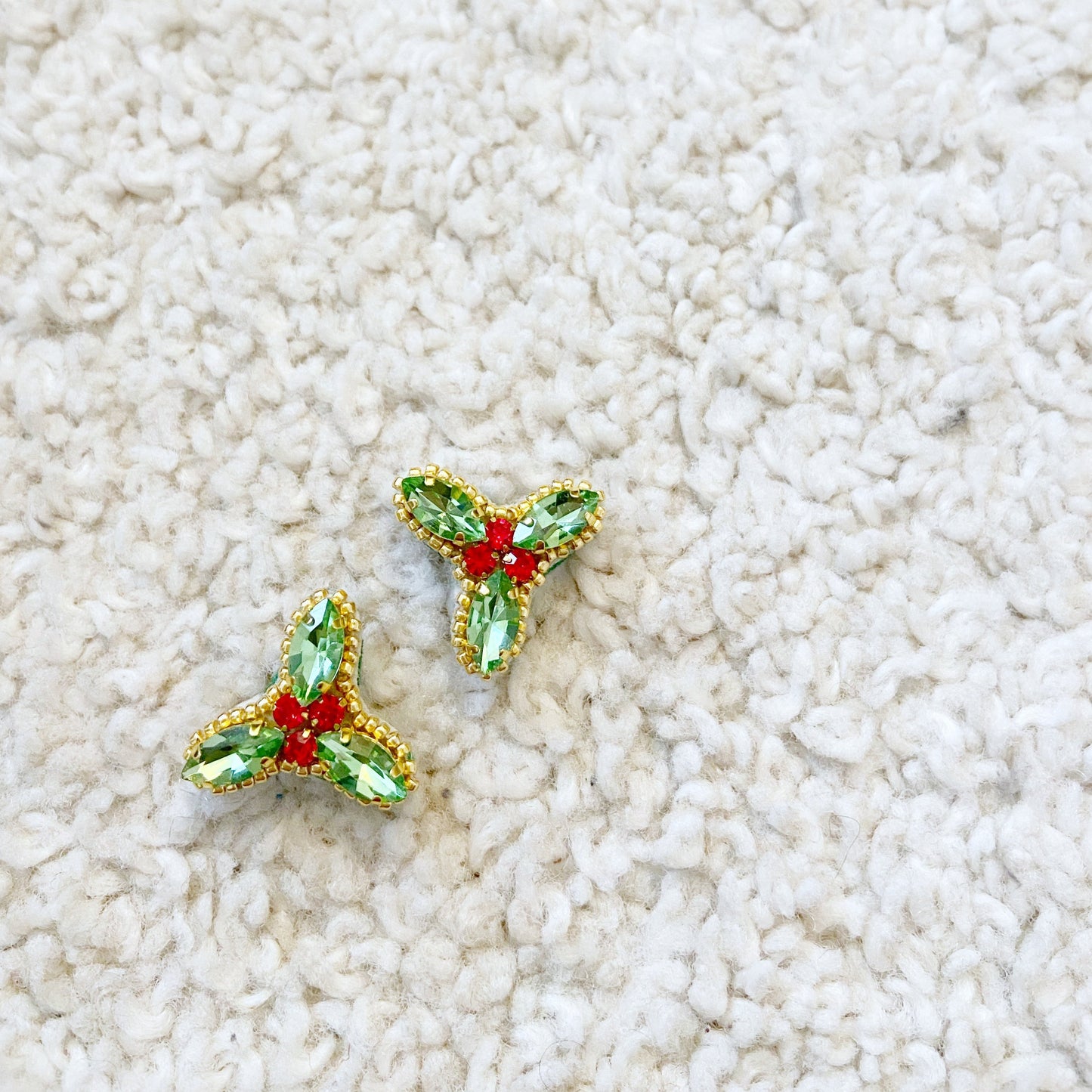 IE211_Christmas Leaf Bead Embroidered Earrings