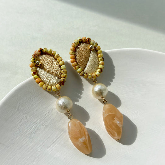 IE224_Thread & Bead Embroidered Earrings