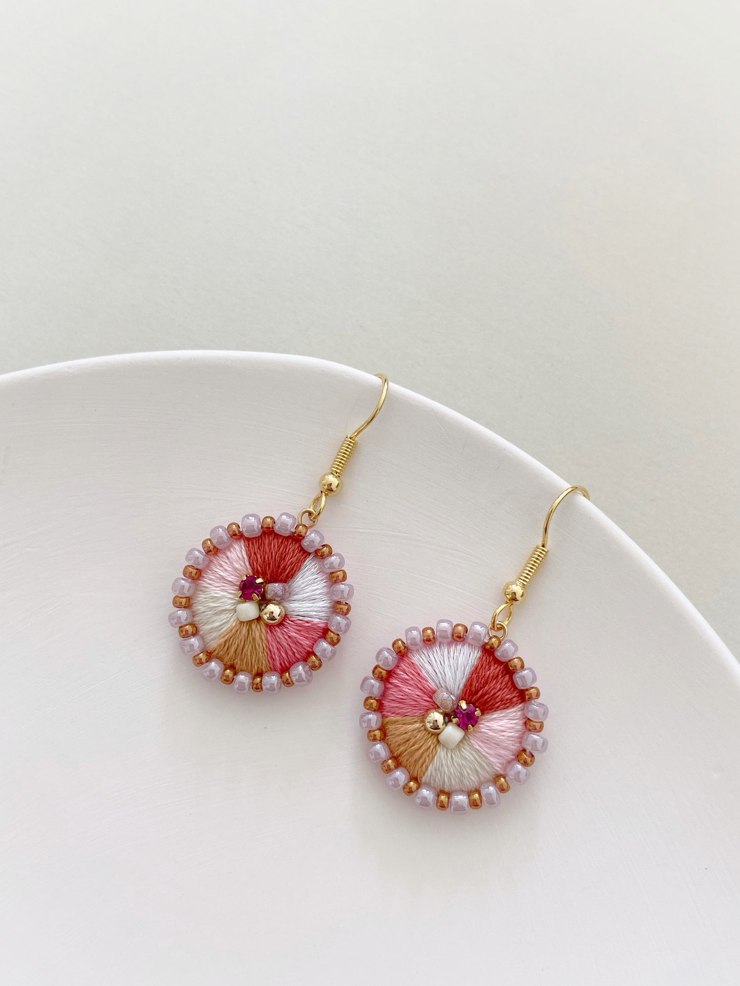 IE228_Thread & Bead Embroidered Earrings