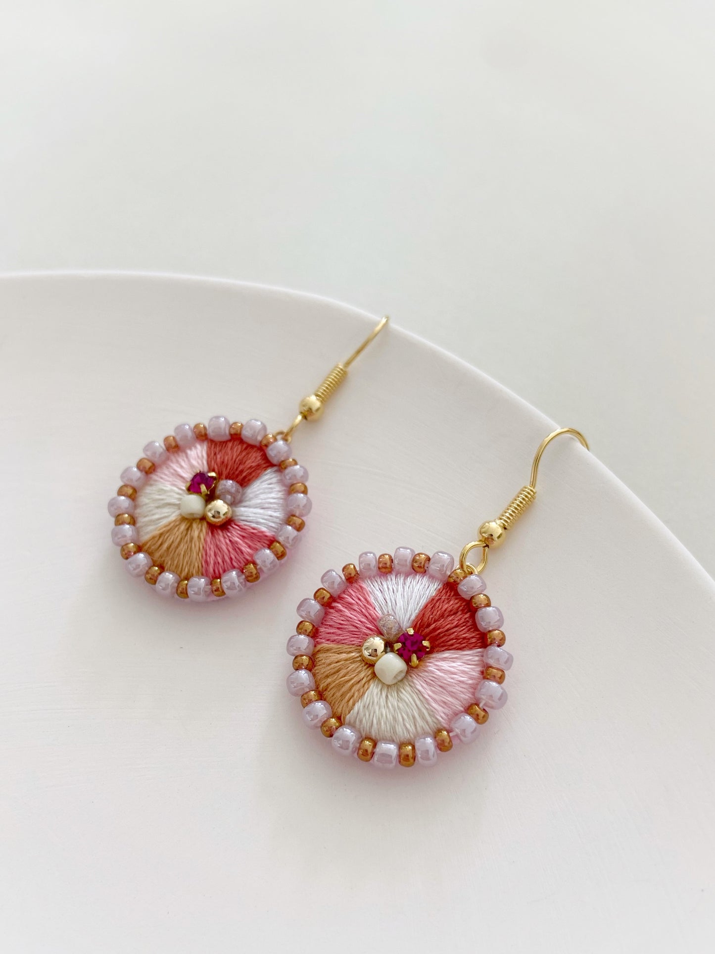 IE228_Thread & Bead Embroidered Earrings