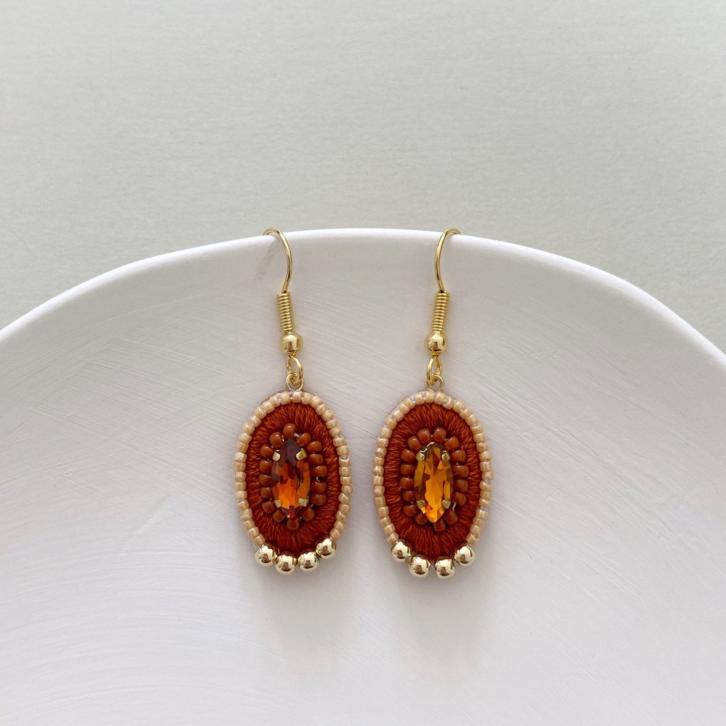 IE231_Thread & Bead Embroidered Earrings