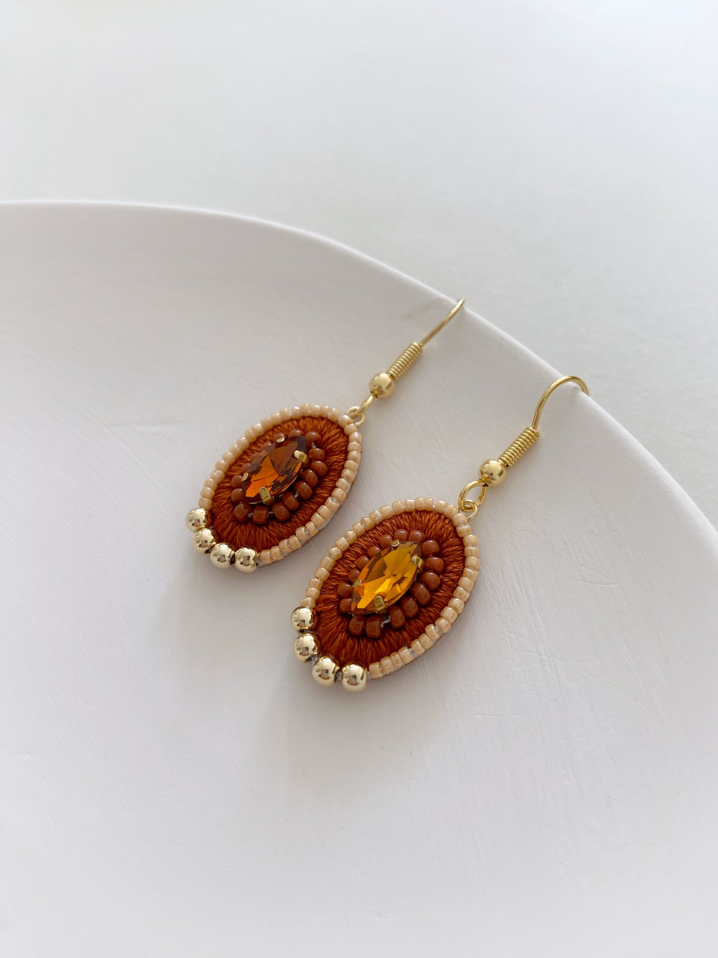 IE231_Thread & Bead Embroidered Earrings