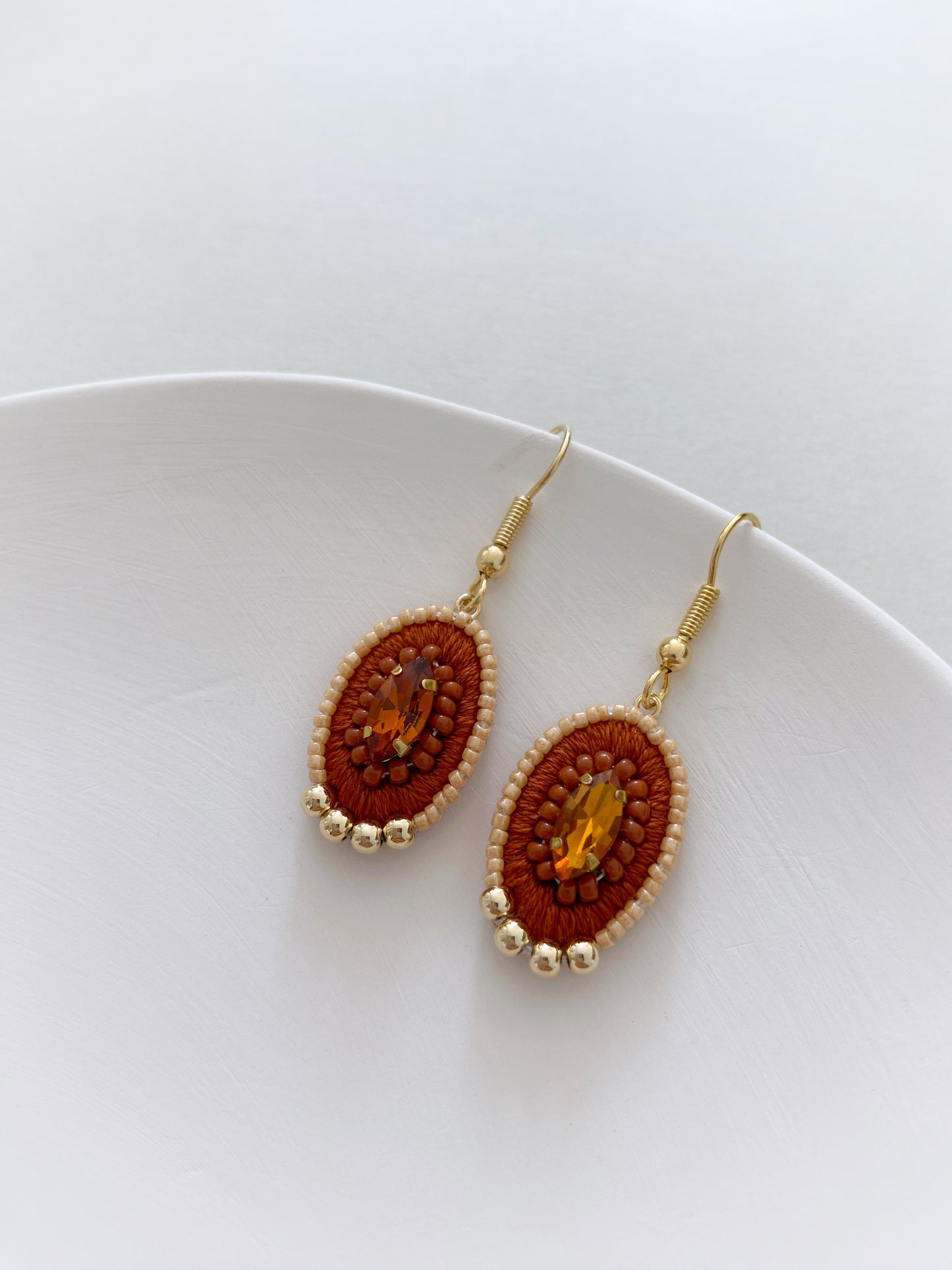 IE231_Thread & Bead Embroidered Earrings