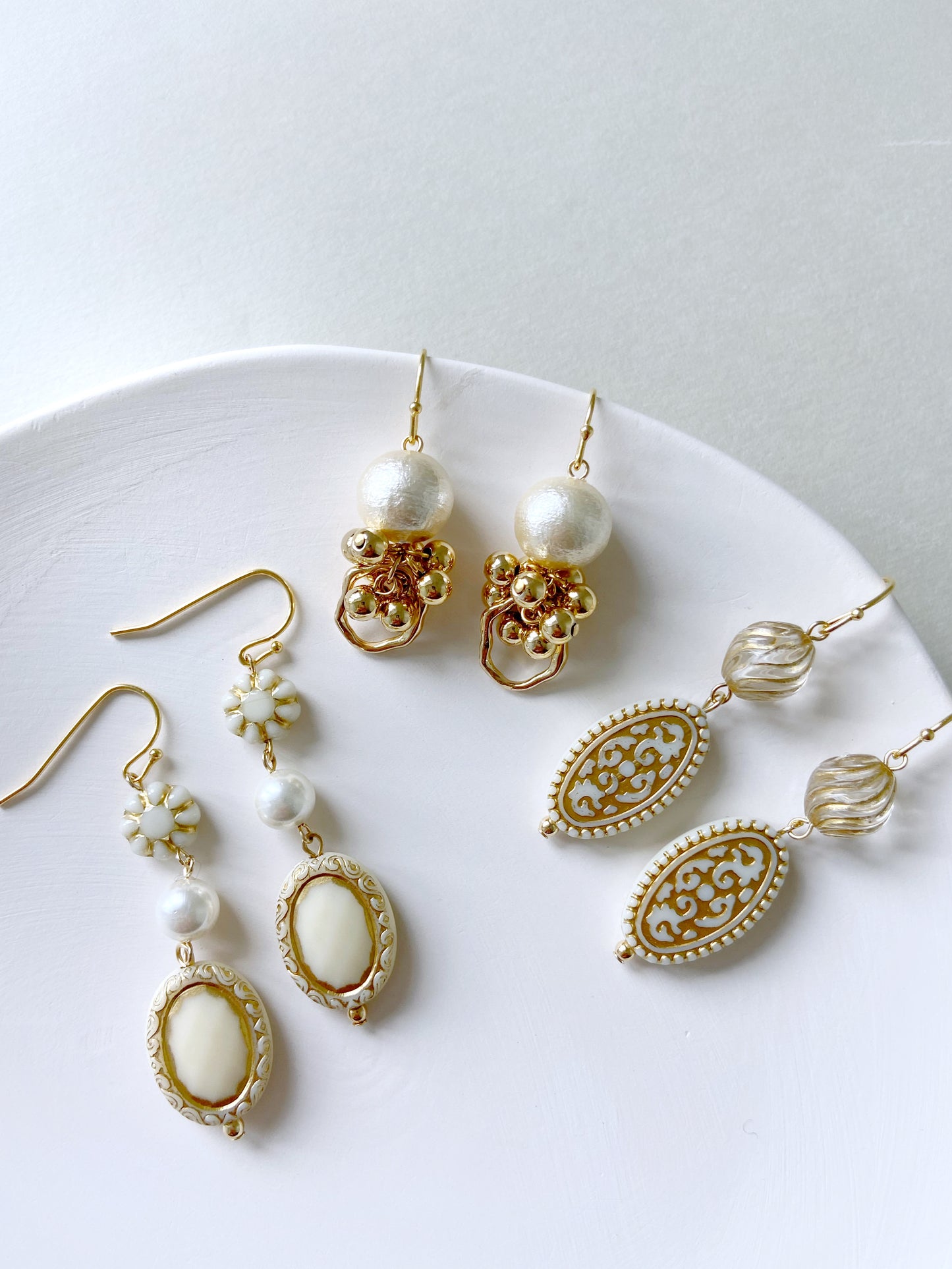 IE237_Bead Earrings