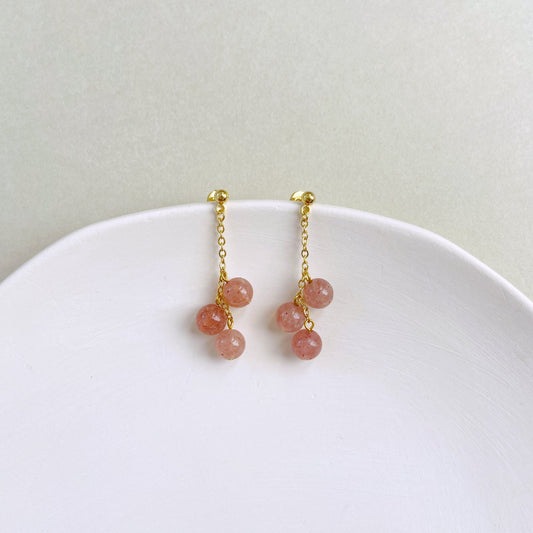 IE248_Bead Earrings_Strawberry Quartz