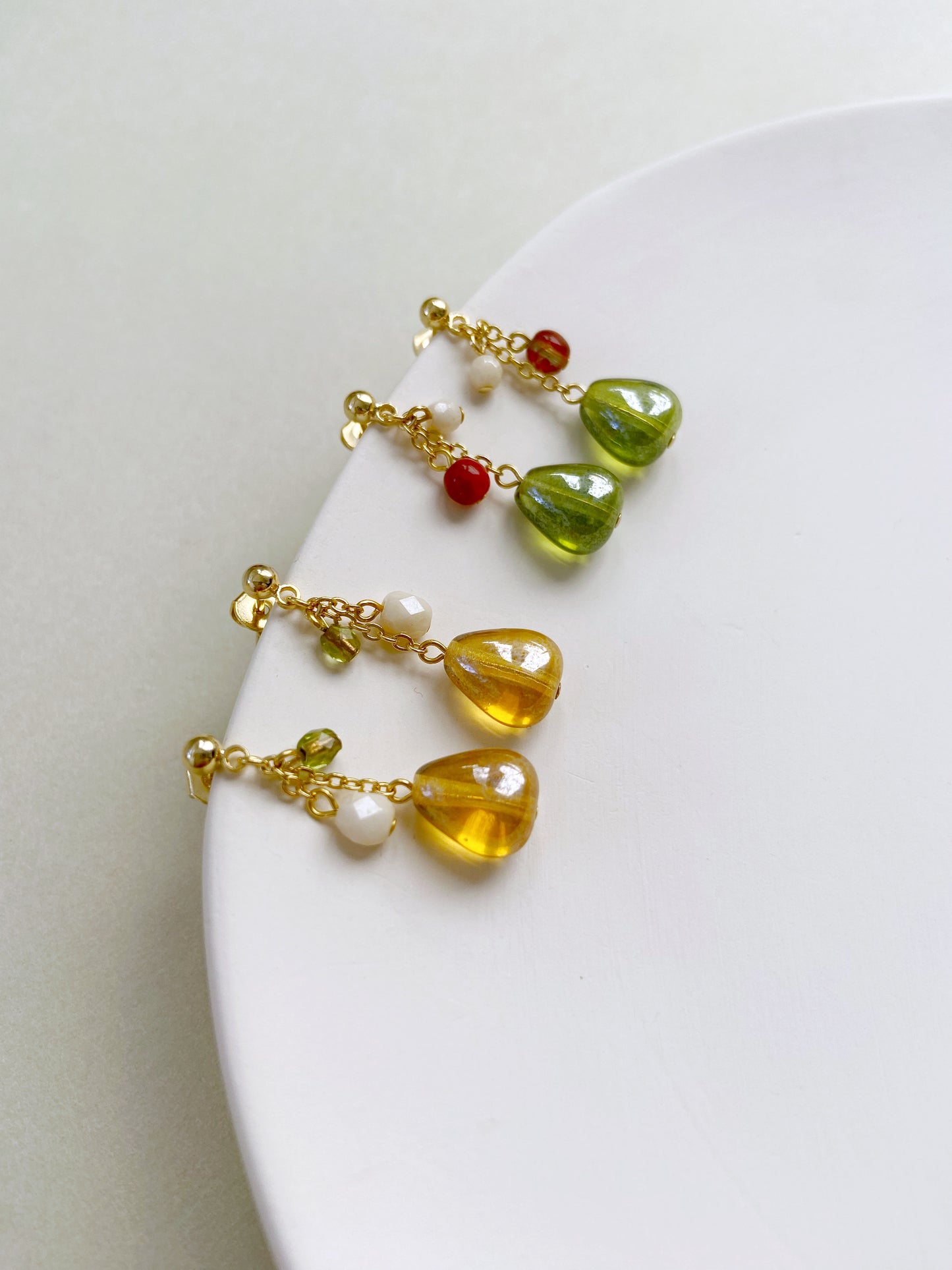 IE253_Bead Earrings