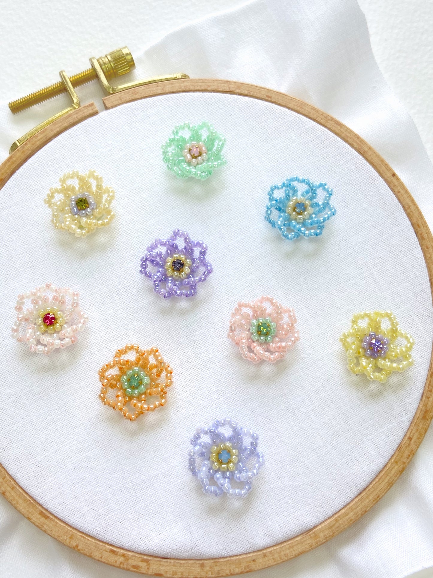 IE297_Bead Embroidered Earrings