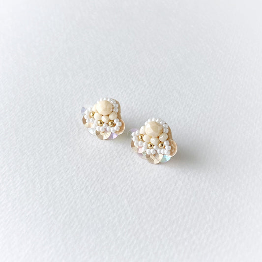 IE304_Bead Embroidered Earrings
