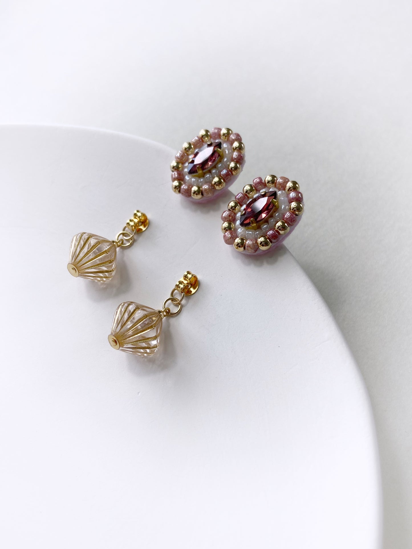 IE308_Bead Embroidered Earrings