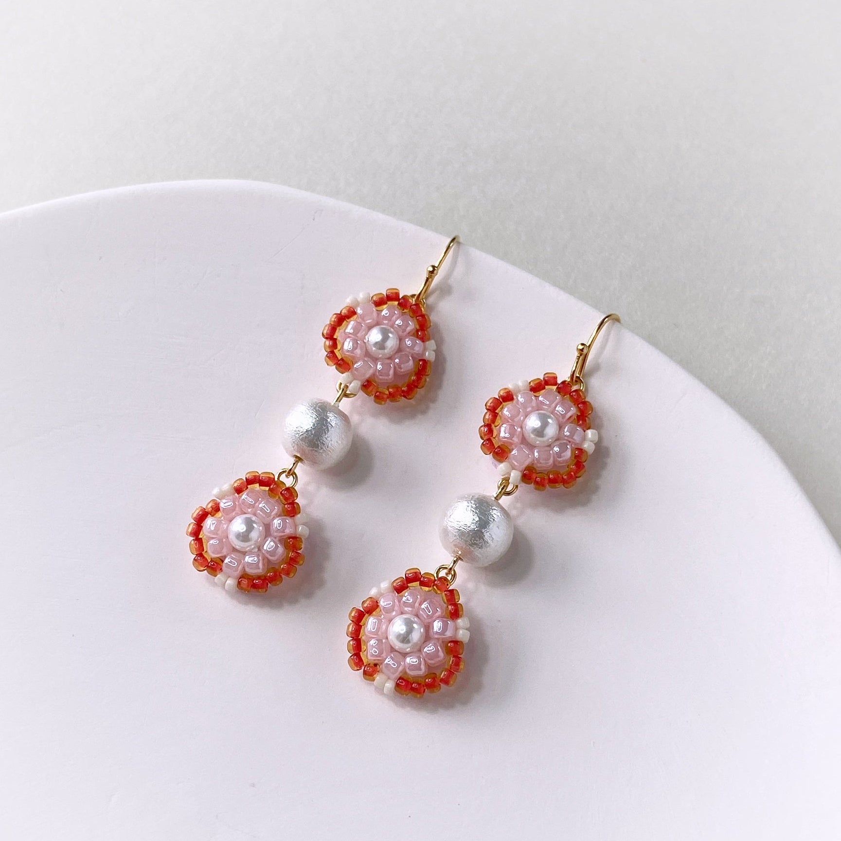 Bead Embroidered Earrings (IE312) – pink handmade earrings with Japan glass beads and cotton pearls