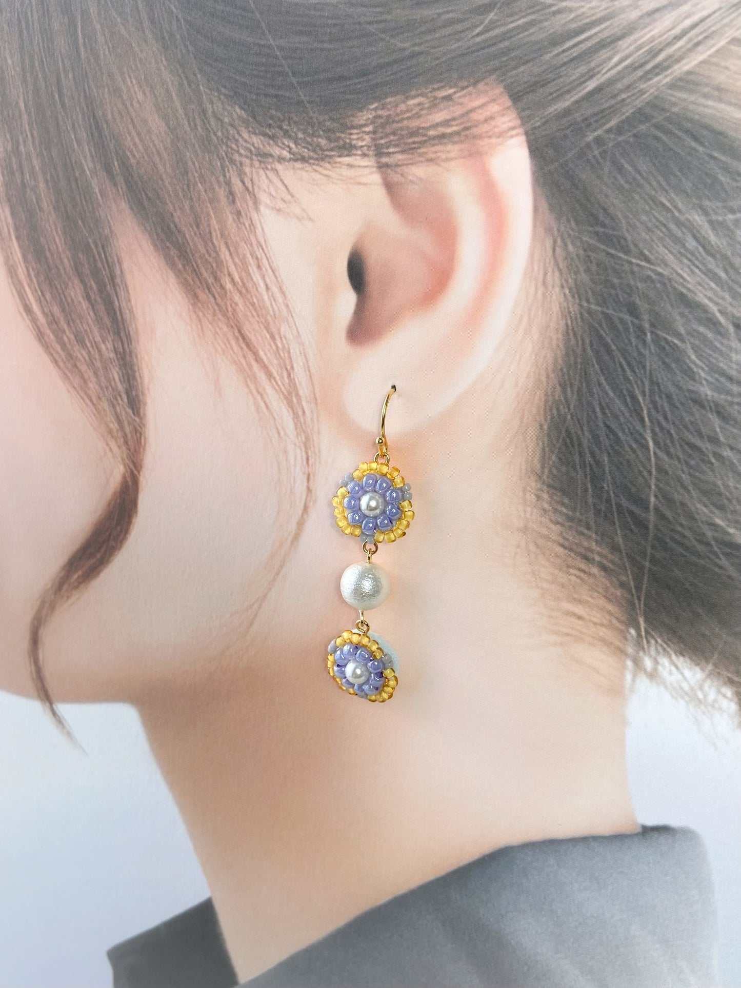 IE313_Bead Embroidered Earrings
