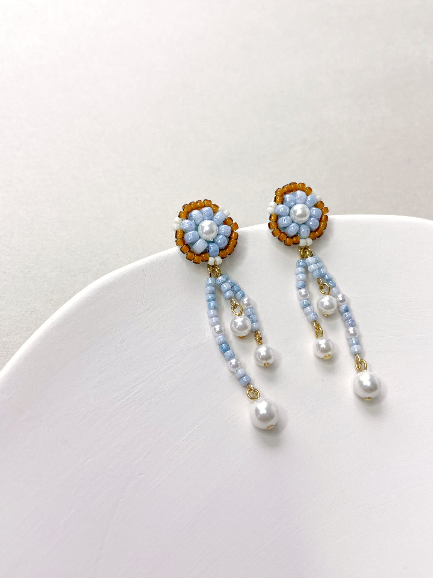 IE316_Bead Embroidered Earrings