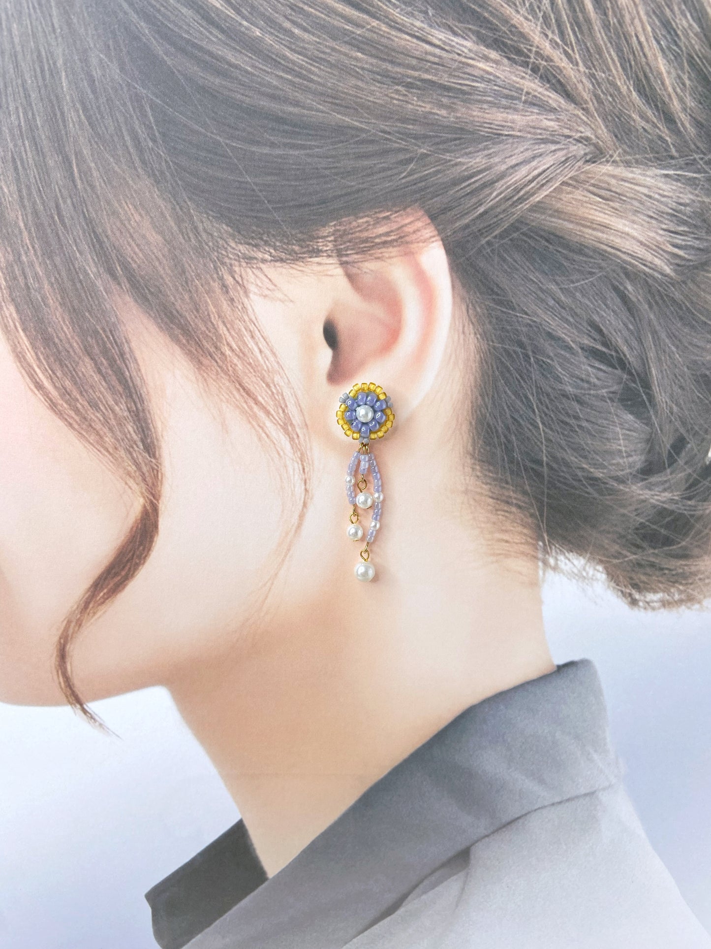 IE318_Bead Embroidered Earrings