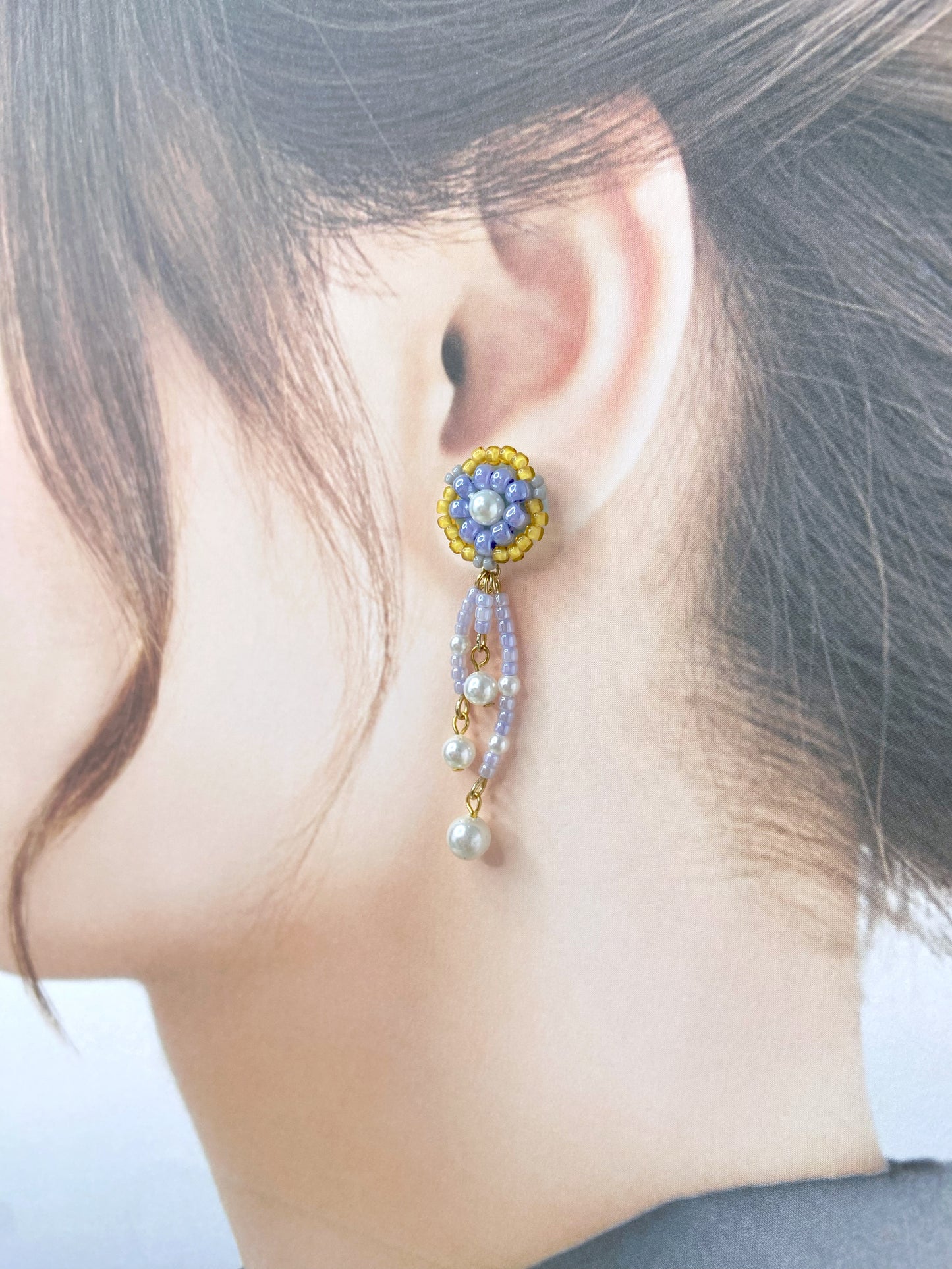 IE318_Bead Embroidered Earrings