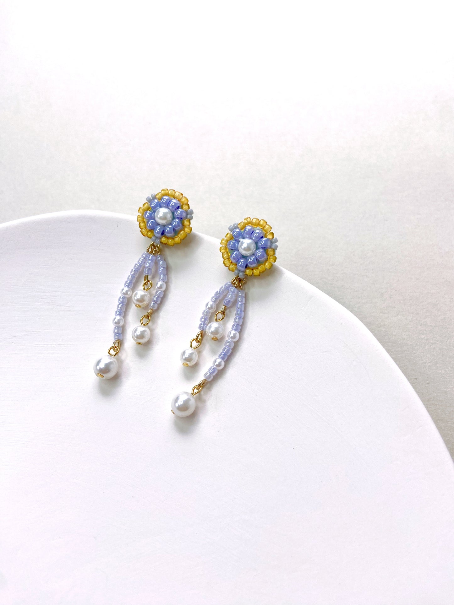 IE318_Bead Embroidered Earrings
