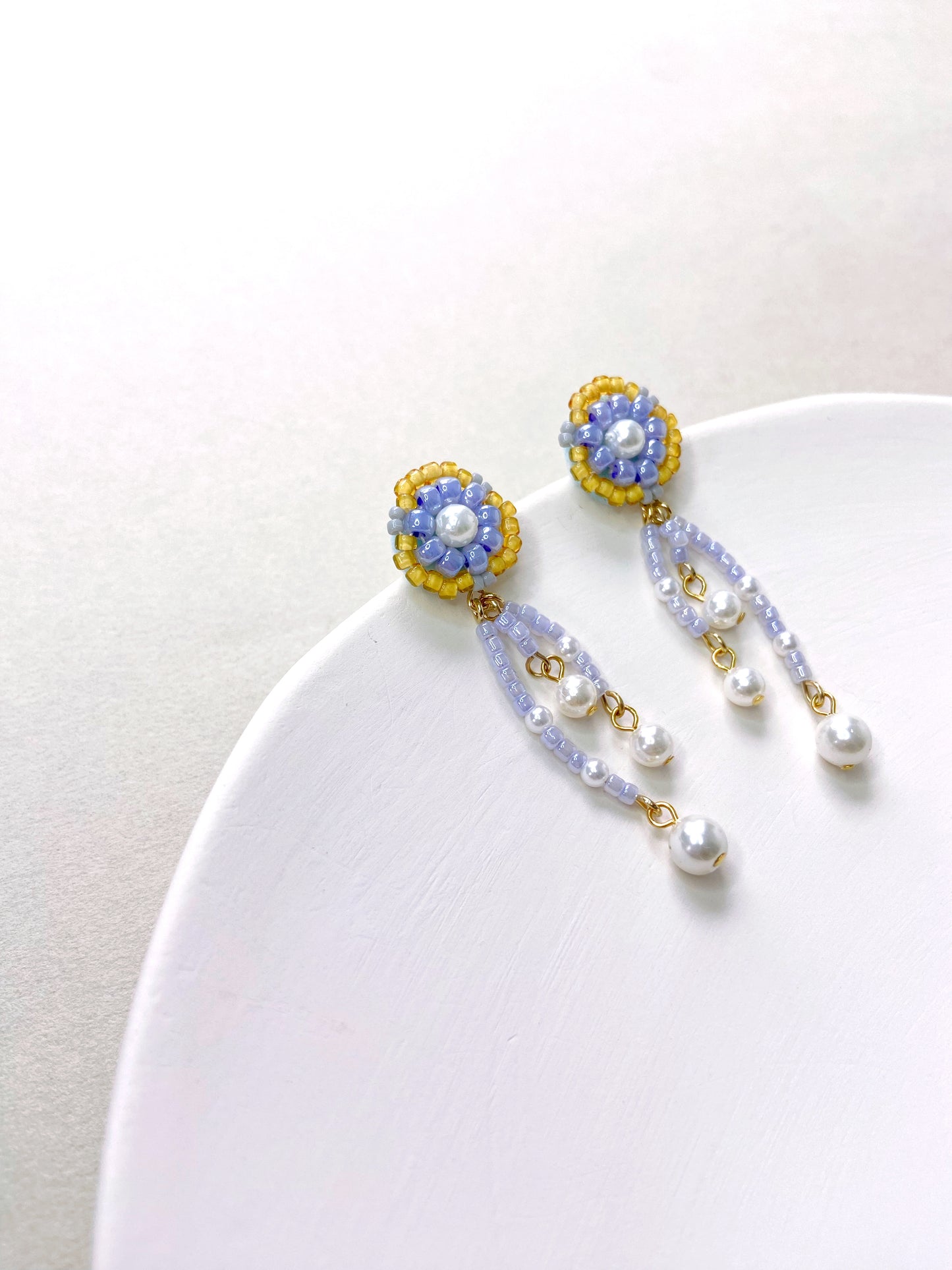 IE318_Bead Embroidered Earrings