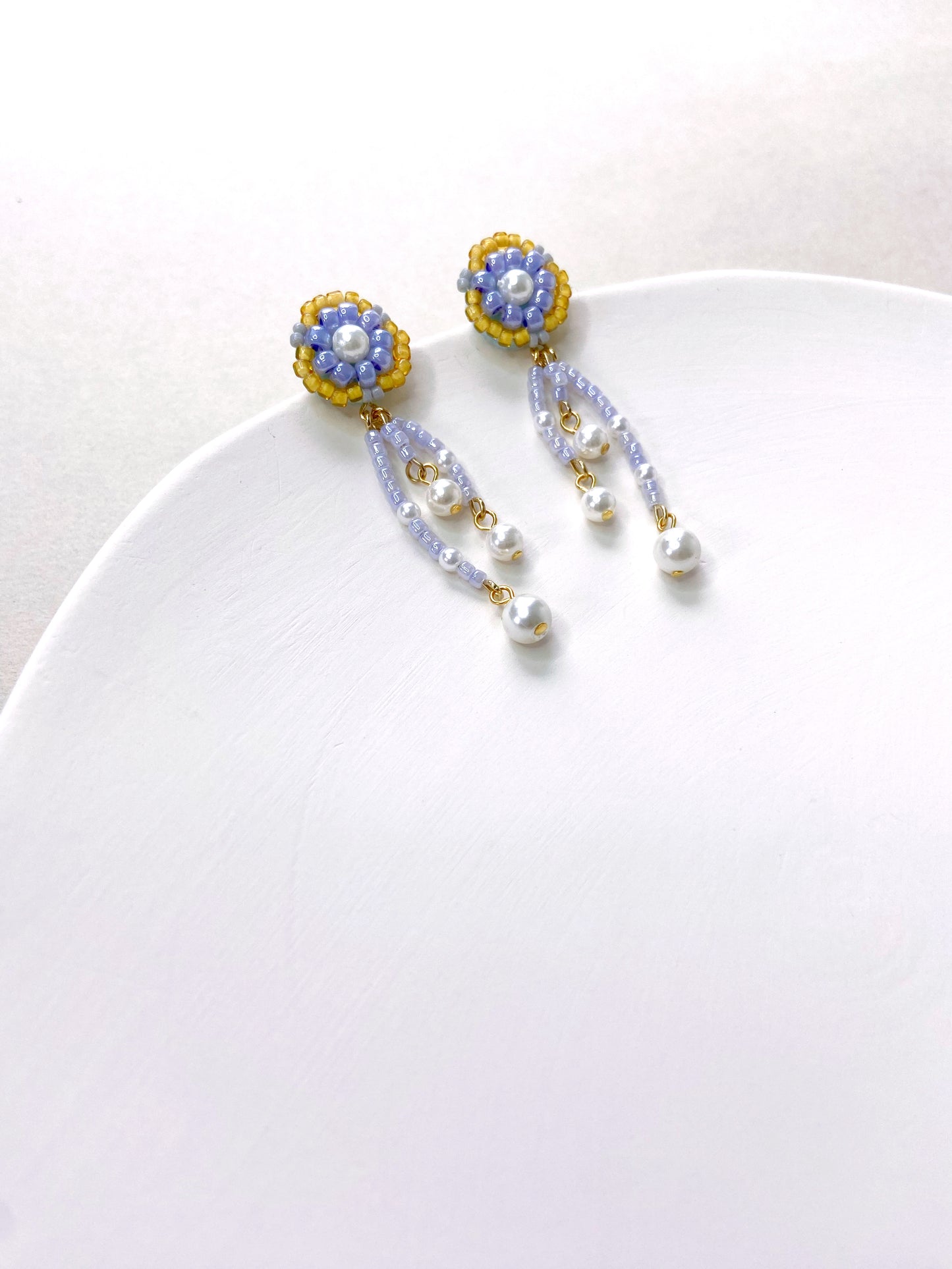 IE318_Bead Embroidered Earrings