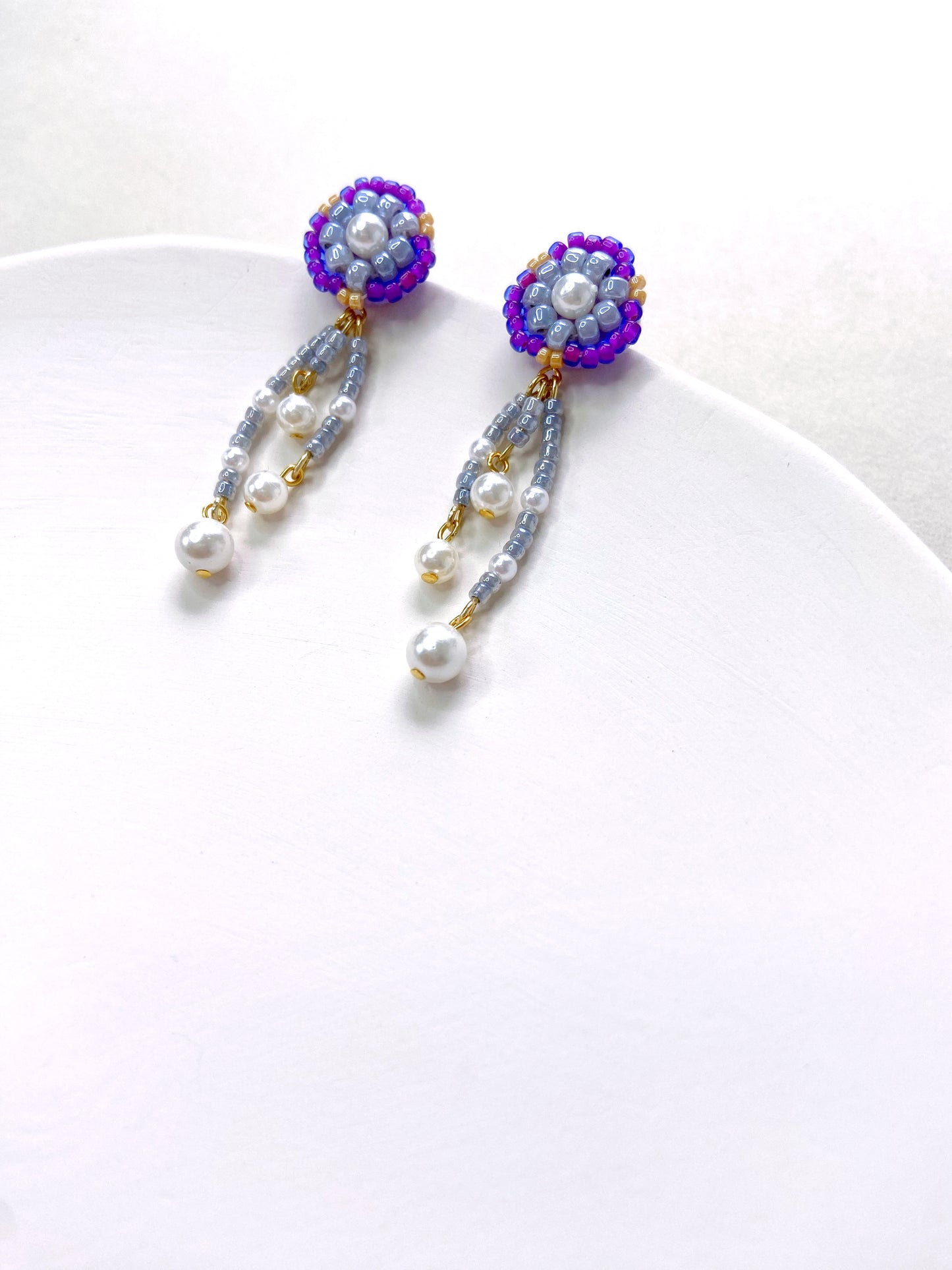 IE319_Bead Embroidered Earrings