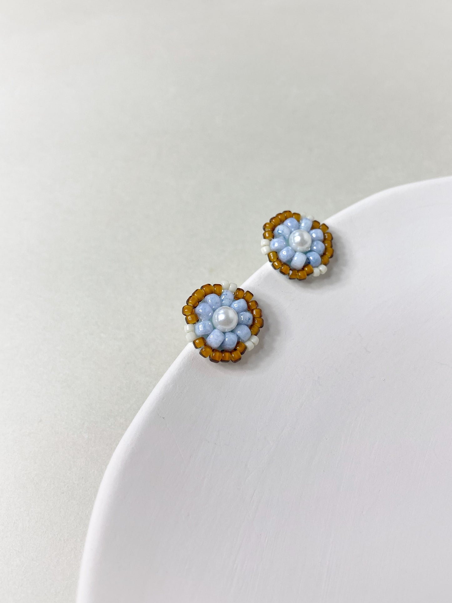 IE324_Bead Embroidered Earrings