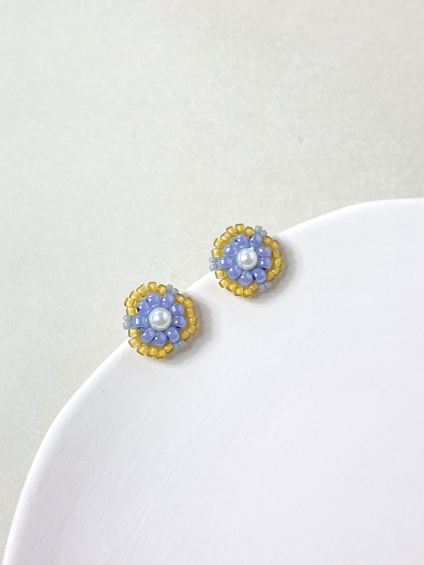 IE324_Bead Embroidered Earrings