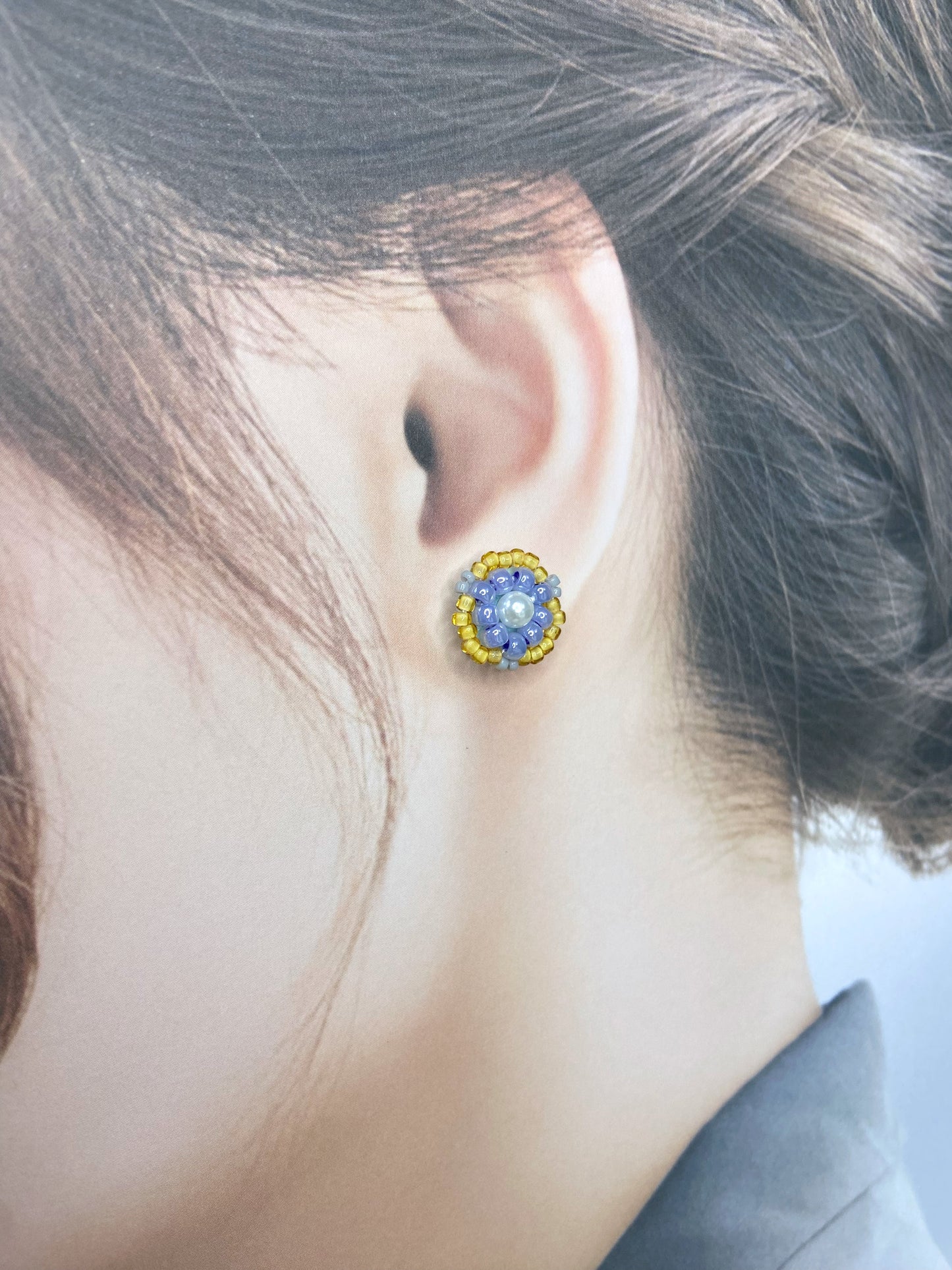 IE323_Bead Embroidered Earrings