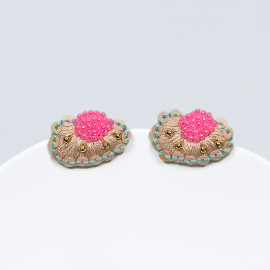 IE325_Thread & Bead Embroidered Earrings