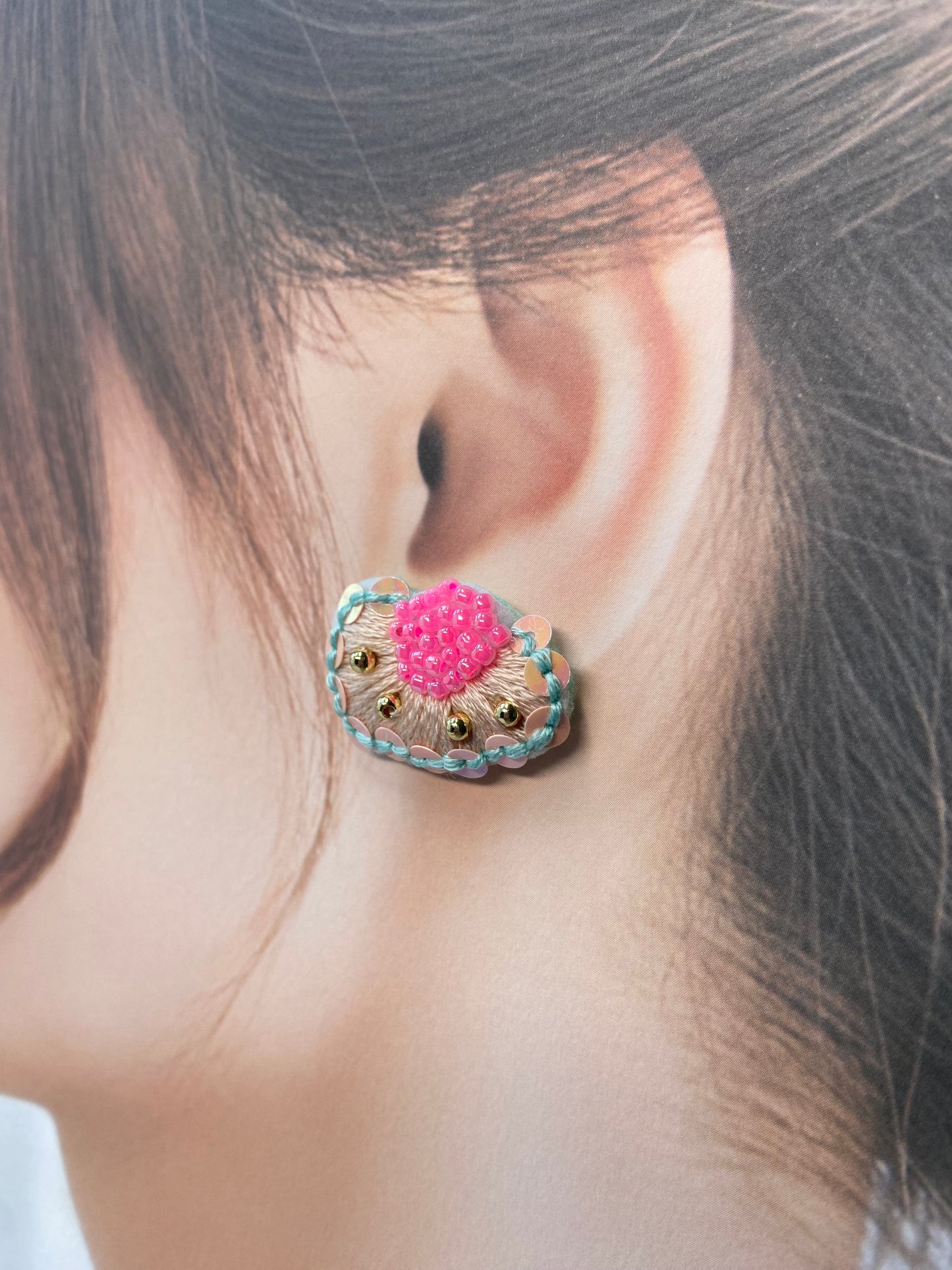IE325_Thread & Bead Embroidered Earrings