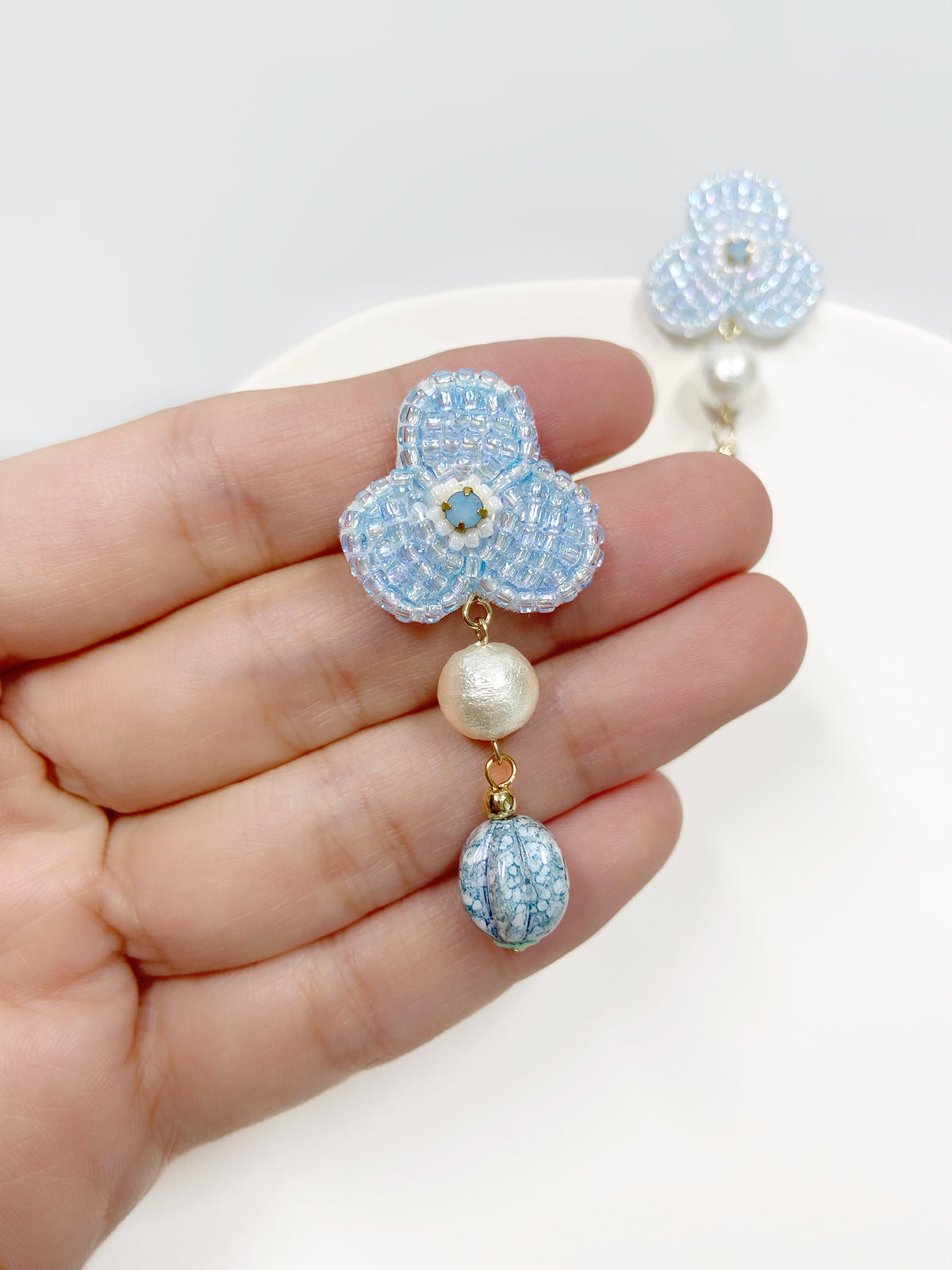 IE326_Bead Embroidered Earrings