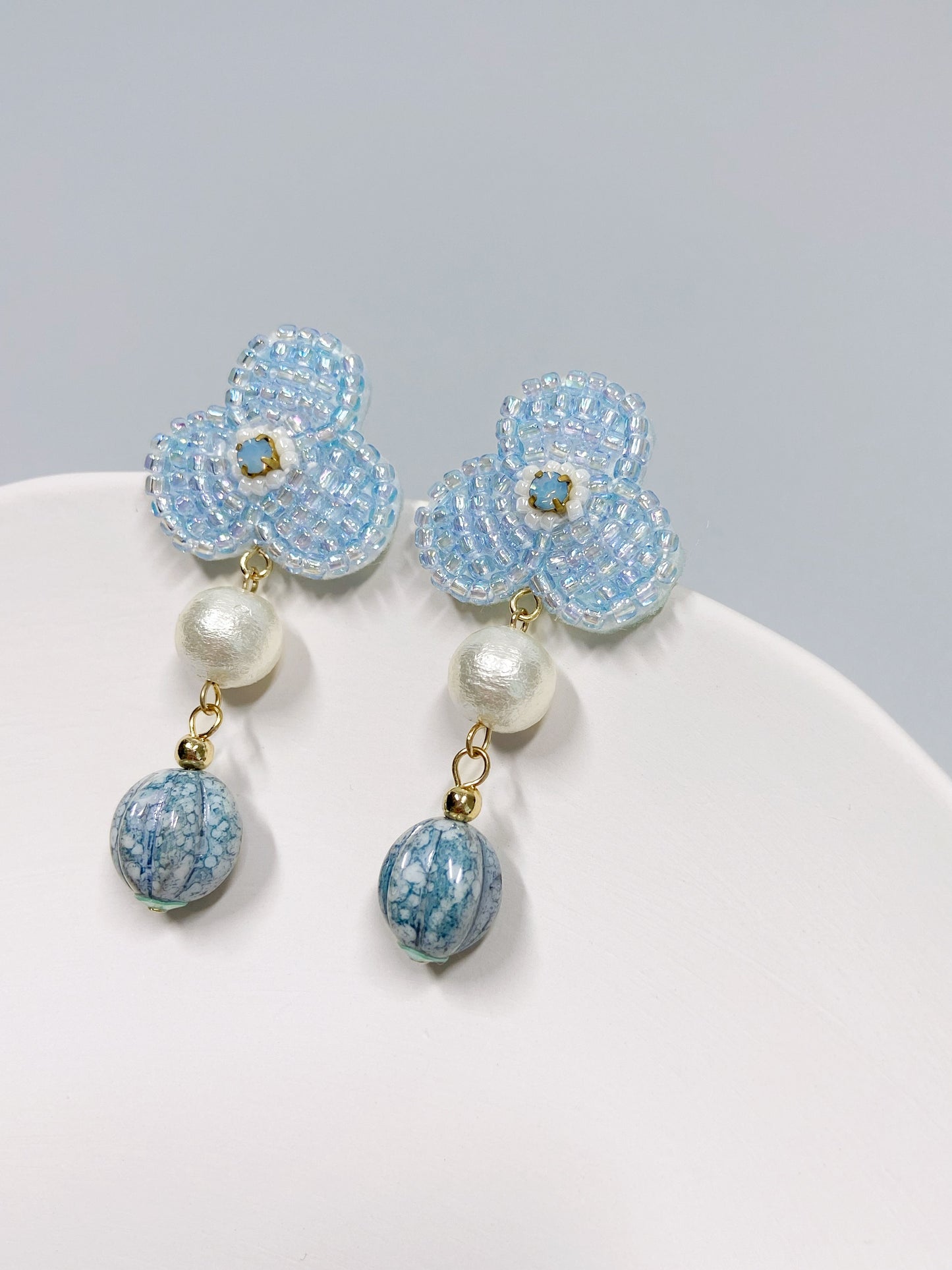 IE326_Bead Embroidered Earrings